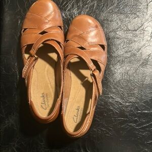 Clarks Women's Tan Leather Shoes